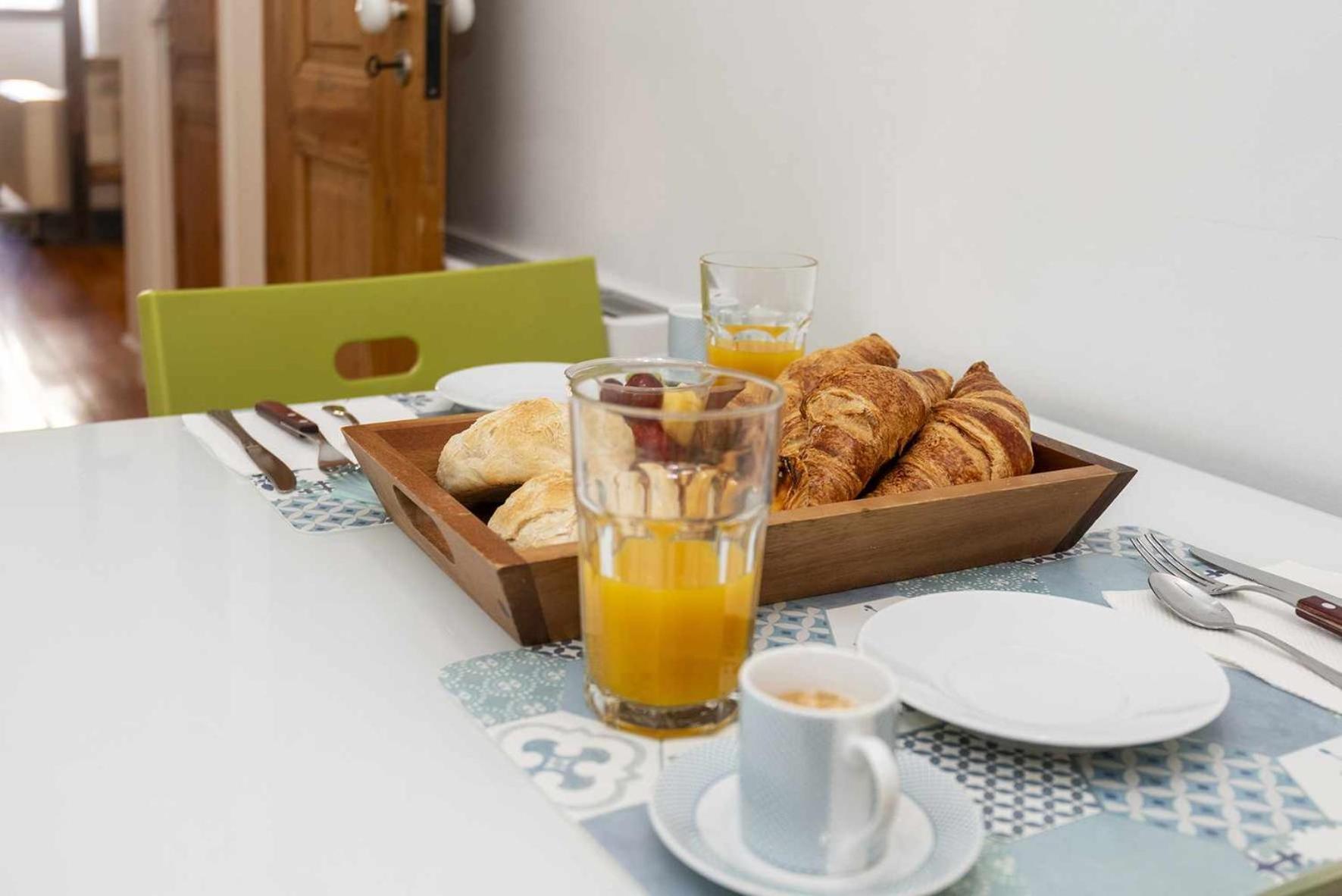 Pombalino Design Apartment Em Baixachiado Lisbon Luaran gambar
